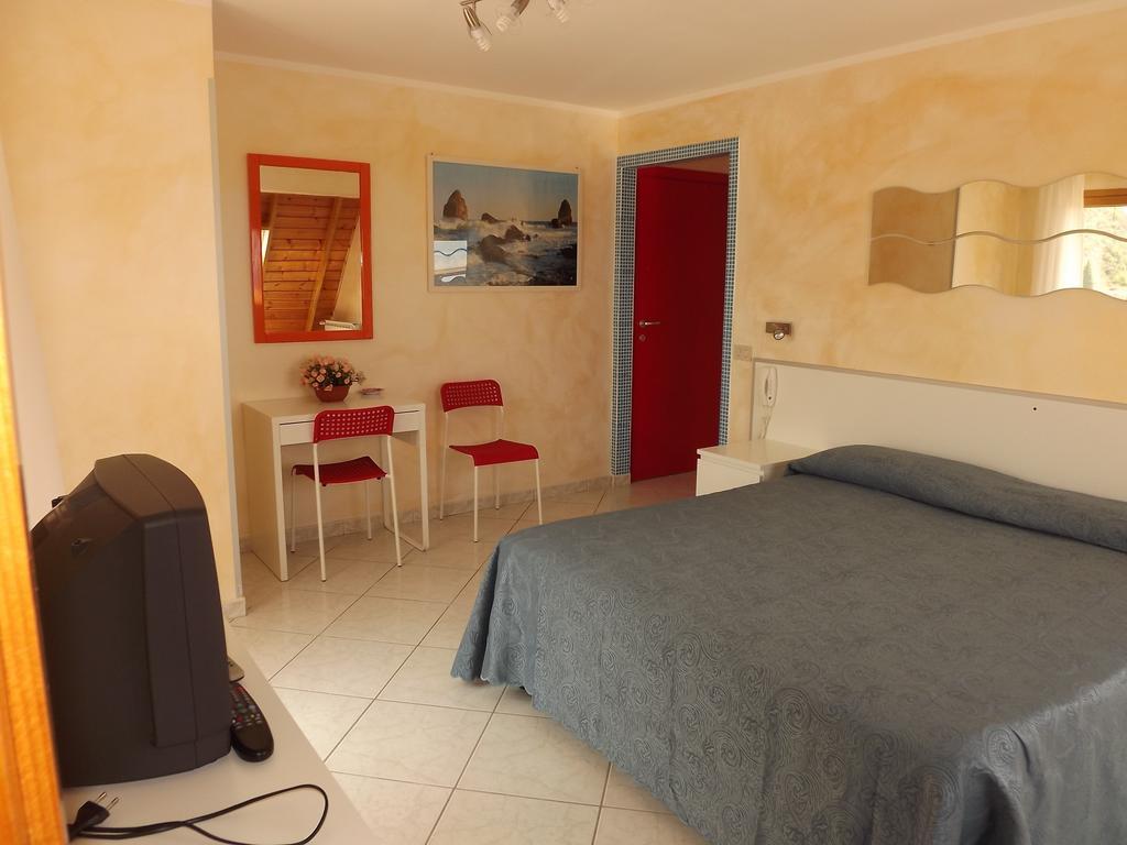 Villa Jovanna Letojanni Habitación foto